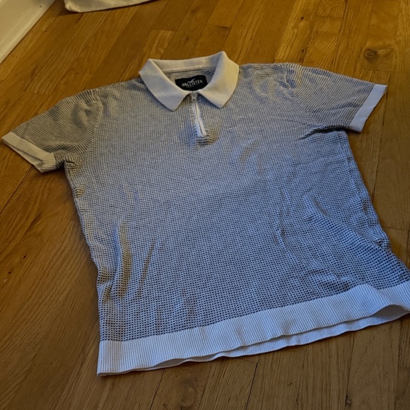 Hollister Men's Navy and White Polo Shirt - Picture 1 of 3